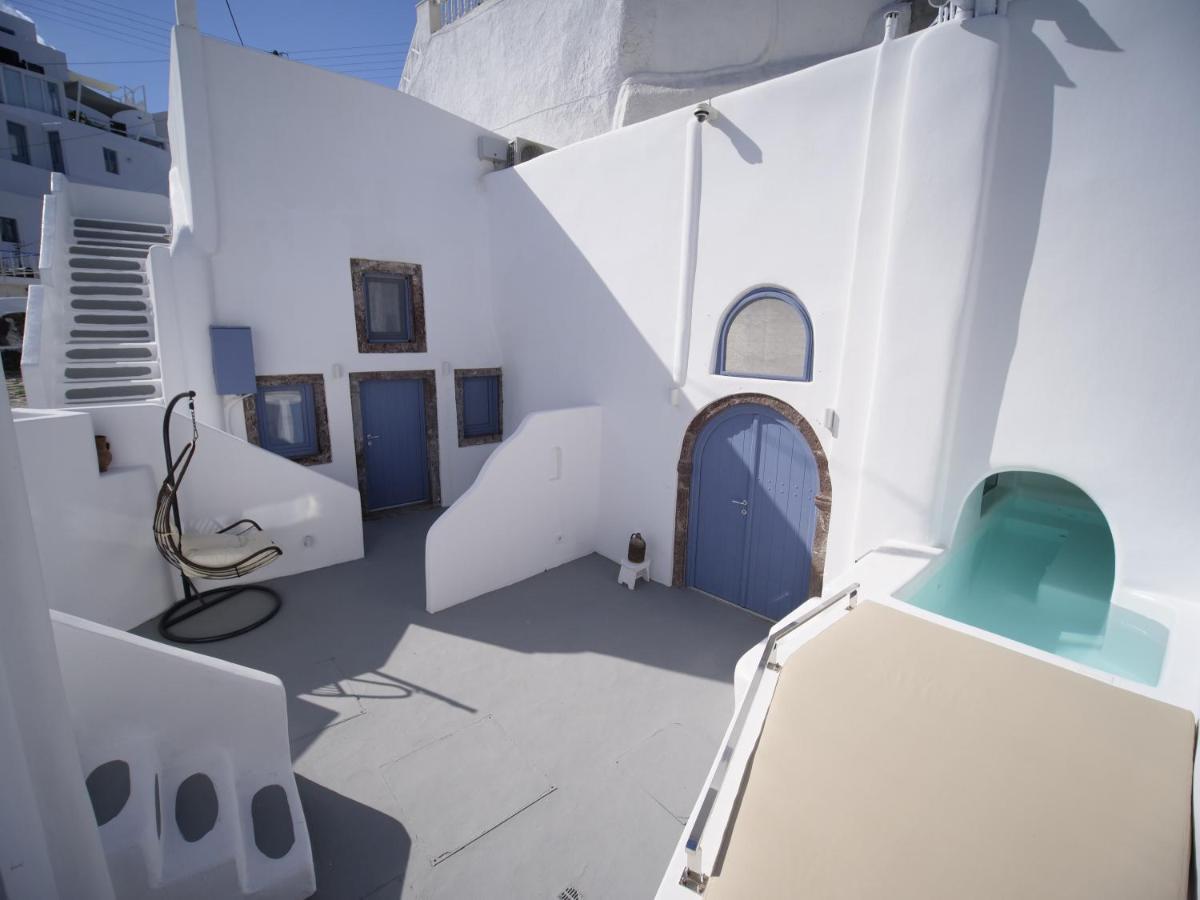 Oinos Luxury Suites Foinikia  Bagian luar foto