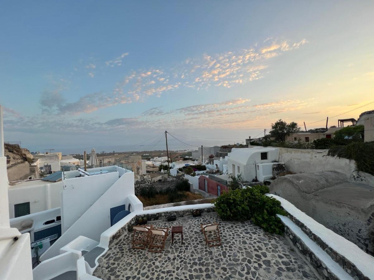 Oinos Luxury Suites Foinikia  Bagian luar foto
