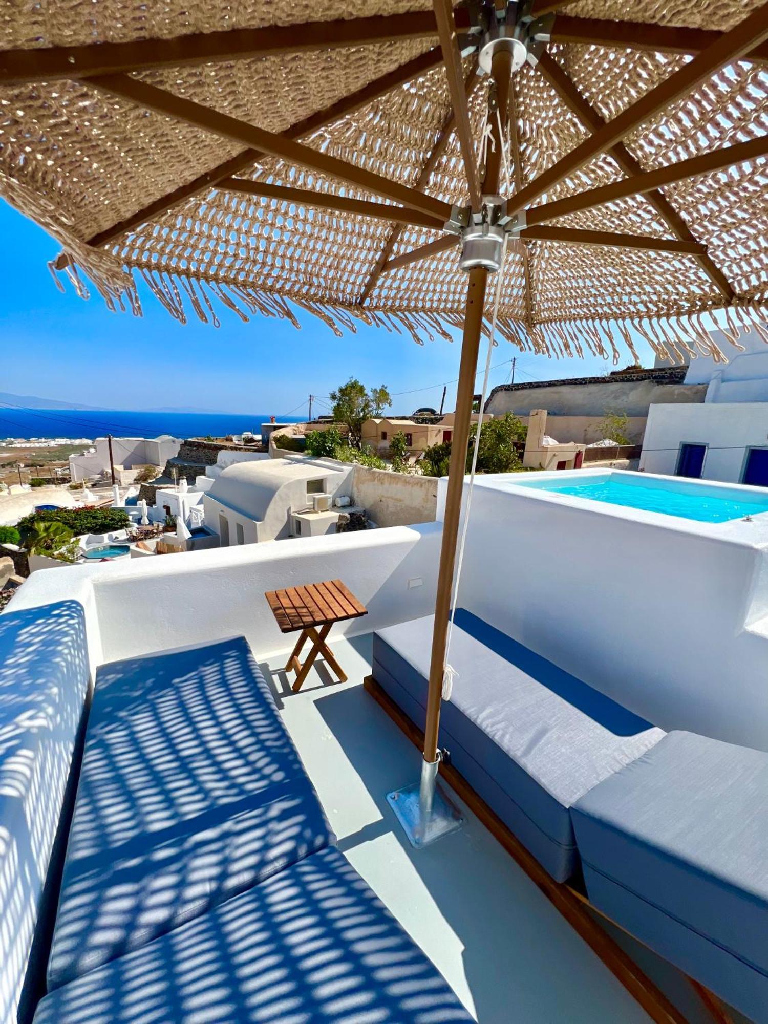 Oinos Luxury Suites Foinikia  Bagian luar foto