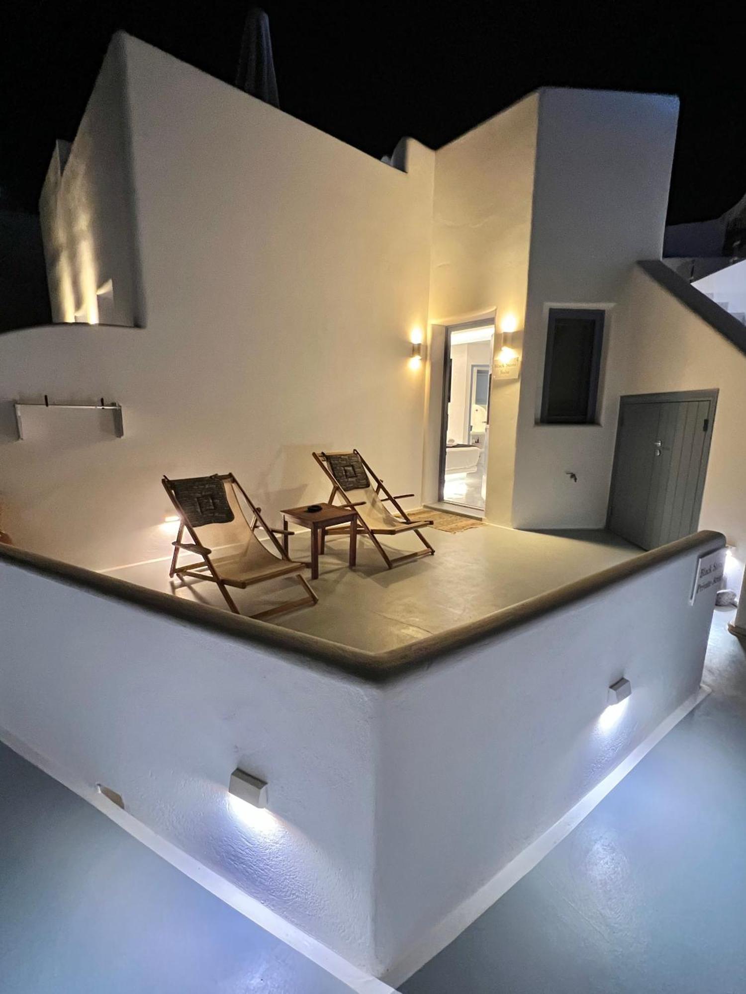 Oinos Luxury Suites Foinikia  Bagian luar foto